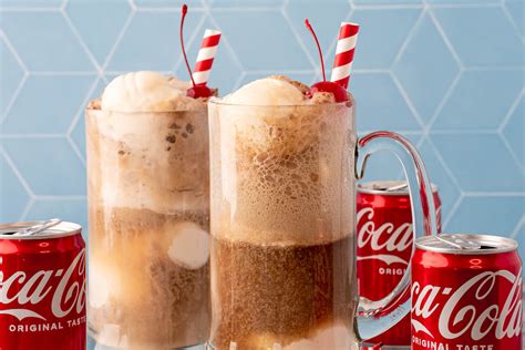 How many protein are in coke float - calories, carbs, nutrition