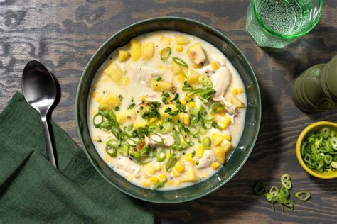 How many protein are in connections corn chowder - calories, carbs, nutrition