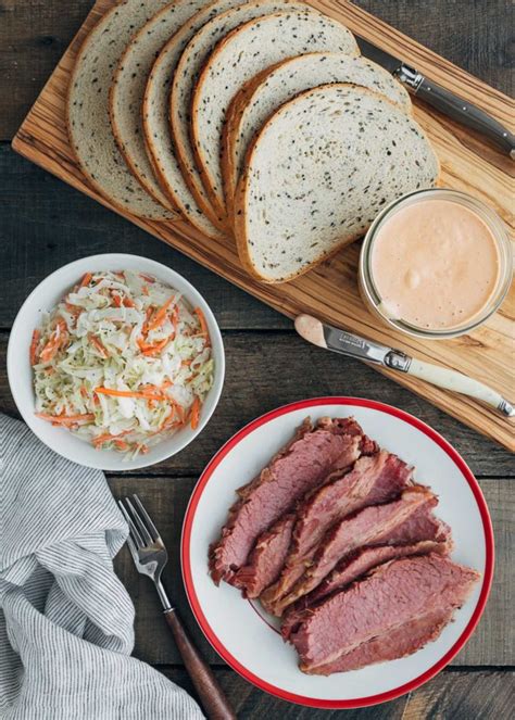 How many protein are in corned beef, cole slaw, swiss on rye - calories, carbs, nutrition