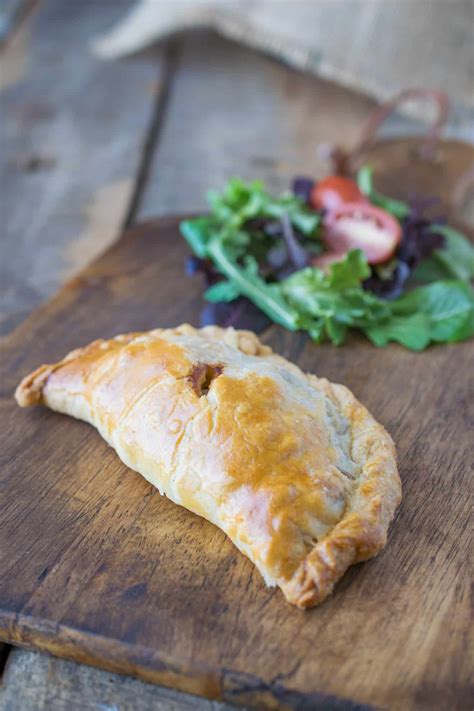 How many protein are in cornish pasty - calories, carbs, nutrition