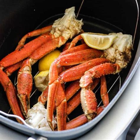 How many protein are in crab legs steamed 1.5 lb - calories, carbs, nutrition