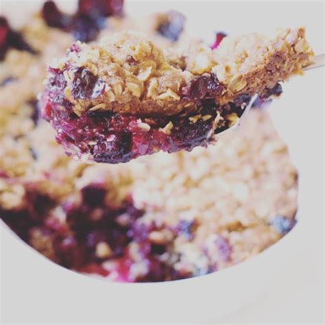 How many protein are in cranberry crumble with fall fruits (12636.0) - calories, carbs, nutrition