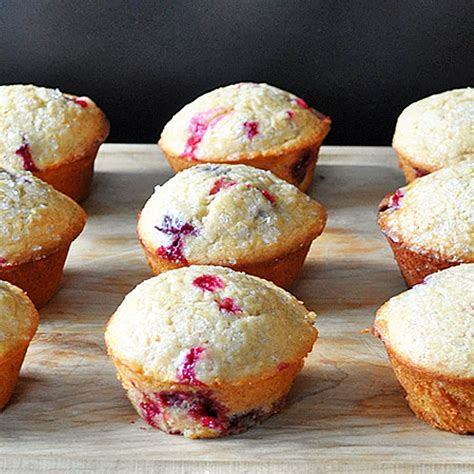 How many protein are in cranberry orange muffin-to go - calories, carbs, nutrition