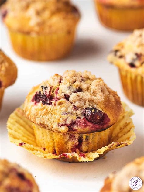 How many protein are in cranberry orange muffins, traditional - calories, carbs, nutrition