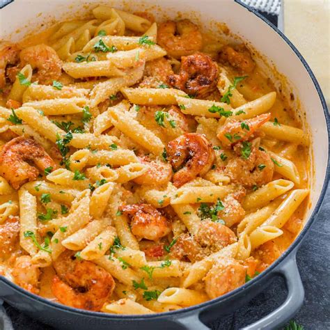 How many protein are in creamy cajun shrimp fettuccine - calories, carbs, nutrition