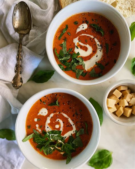How many protein are in creamy red pepper with smoked gouda - calories, carbs, nutrition