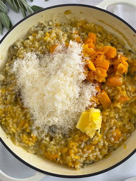 How many protein are in creamy risotto with sage, parmesan and oven roasted butternut squash - calories, carbs, nutrition