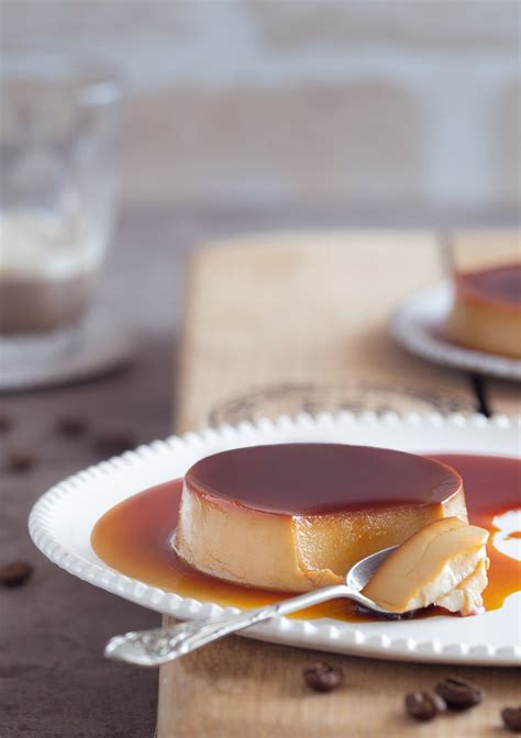 How many protein are in creme caramel - calories, carbs, nutrition