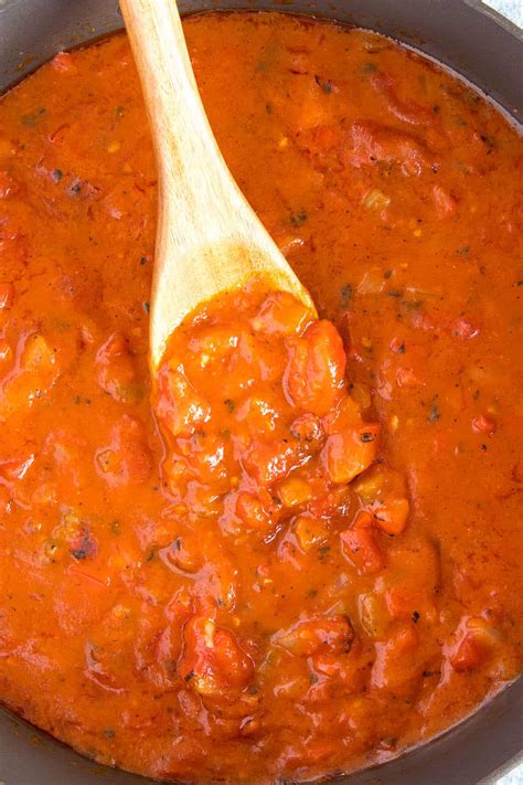 How many protein are in creole sauce - calories, carbs, nutrition