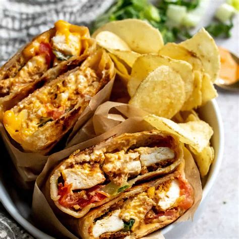 How many protein are in crispy chicken baja wrap (62316.0) - calories, carbs, nutrition