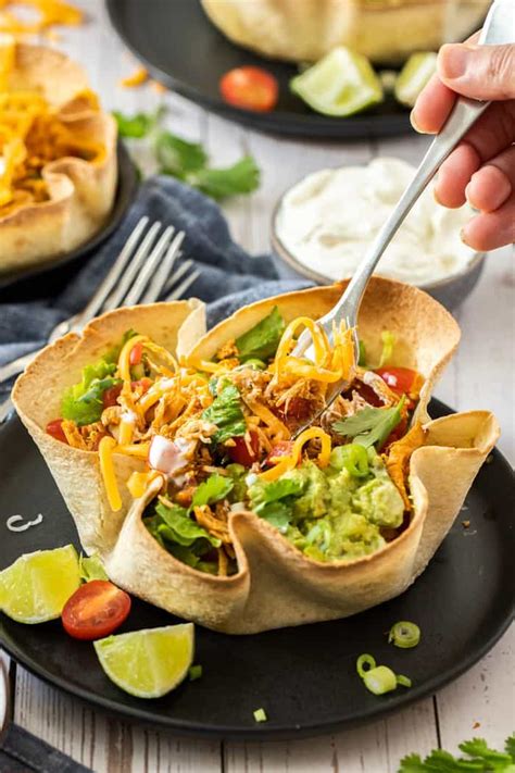 How many protein are in crispy tortilla bowl - calories, carbs, nutrition