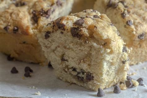 How many protein are in crunchy coffee cake - calories, carbs, nutrition