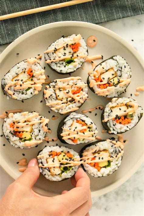 How many protein are in crunchy tofu roll - calories, carbs, nutrition