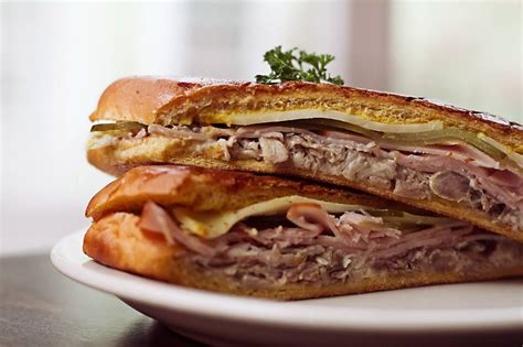 How many protein are in cuban sandwich - calories, carbs, nutrition