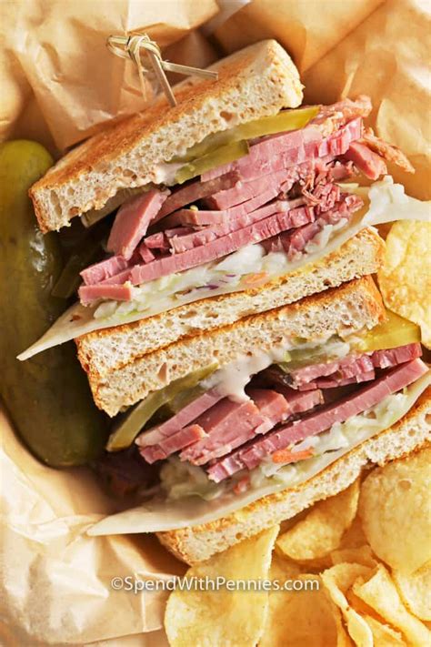 How many protein are in deli corned beef with cole slaw & swiss - calories, carbs, nutrition