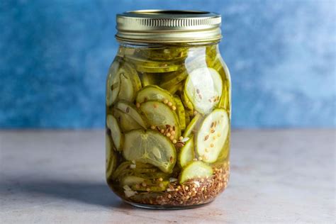 How many protein are in dill pickle slices - calories, carbs, nutrition