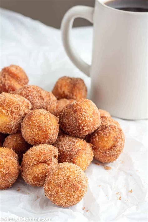 How many protein are in donut holes, cinnamon sugar (bostwick) - calories, carbs, nutrition