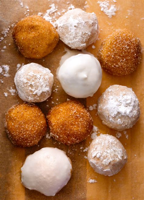 How many protein are in donut holes, powdered sugar (bostwick) - calories, carbs, nutrition