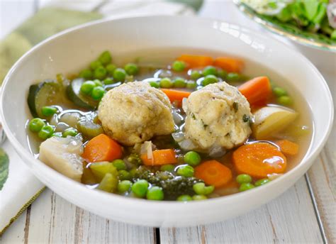 How many protein are in dumpling soup - calories, carbs, nutrition