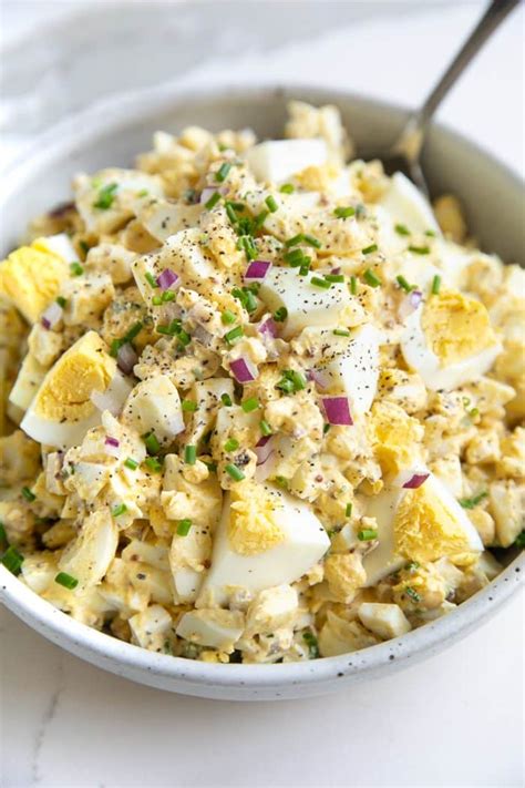 How many protein are in egg salad on whole wheat with potato salad - calories, carbs, nutrition