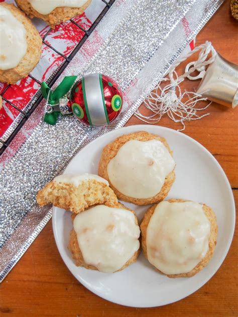 How many protein are in eggnog cookies - calories, carbs, nutrition