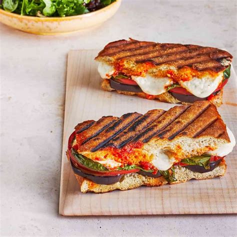 How many protein are in eggplant parmesan panini - calories, carbs, nutrition