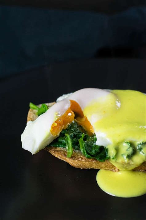 How many protein are in eggs florentine artisan mini - calories, carbs, nutrition