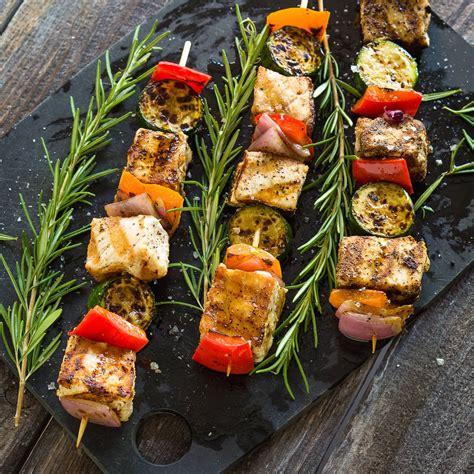 How many protein are in egyptian swordfish kabobs - calories, carbs, nutrition