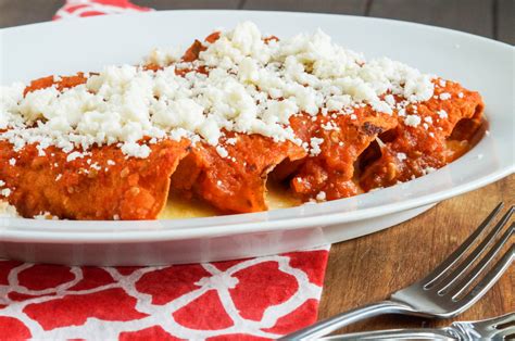 How many protein are in enchilada rojo - calories, carbs, nutrition