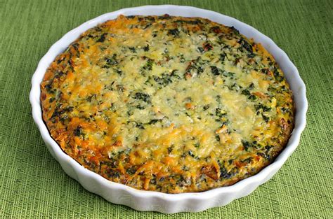 How many protein are in ez quiche - spinach and mushroom - calories, carbs, nutrition