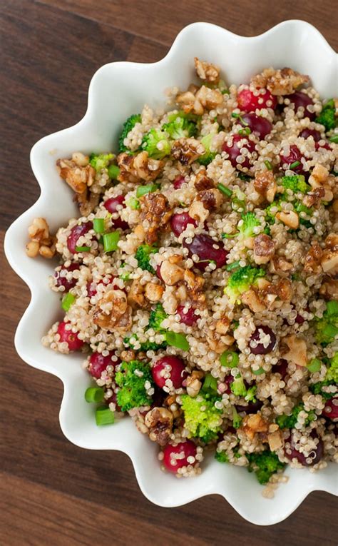 How many protein are in farm salad with candied walnuts (27113.0) - calories, carbs, nutrition