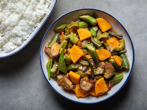 How many protein are in filipino vegetable stew - calories, carbs, nutrition