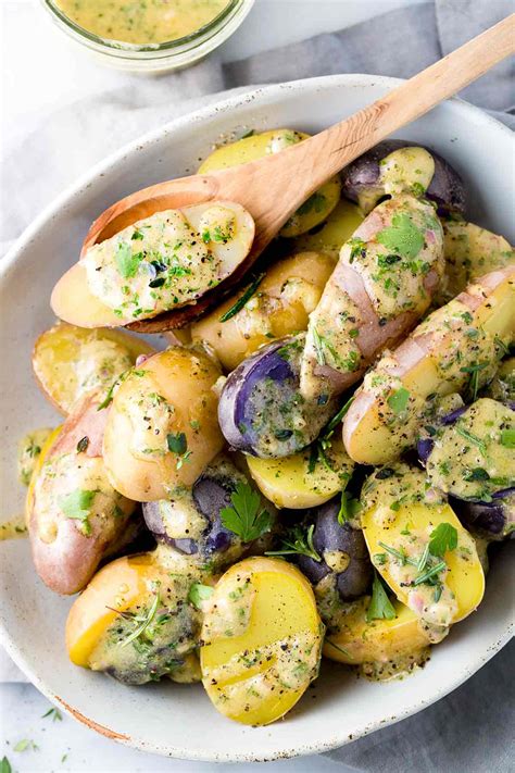 How many protein are in fingerling potato salad - calories, carbs, nutrition