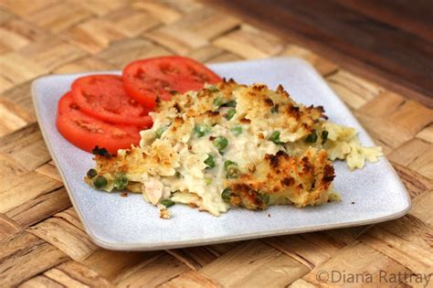 How many protein are in fish tuna and bow tie casserole - calories, carbs, nutrition