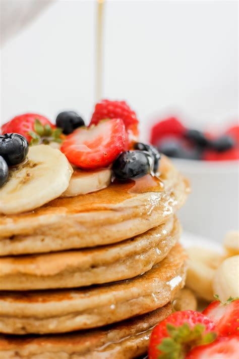 How many protein are in fluffy gluten free banana pancakes - calories, carbs, nutrition