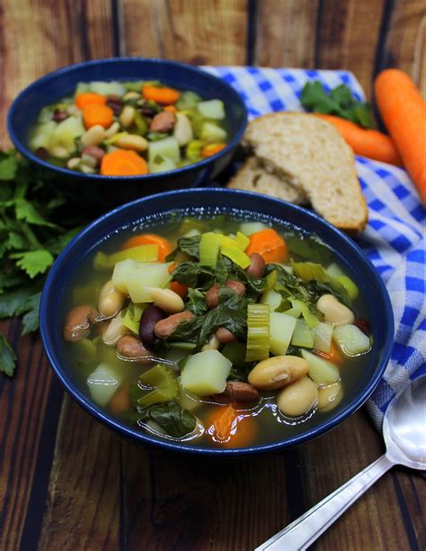 How many protein are in four bean soup - calories, carbs, nutrition