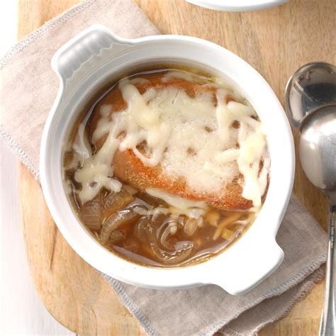 How many protein are in four onion soup - calories, carbs, nutrition