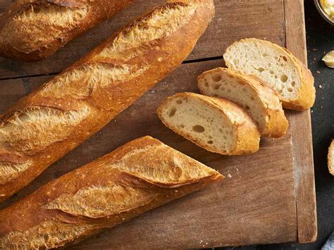 How many protein are in french baguette - calories, carbs, nutrition