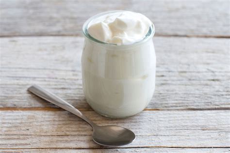 How many protein are in french set yogurt - calories, carbs, nutrition