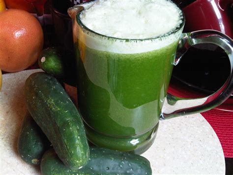 How many protein are in fresh cucumber juice (67766.0) - calories, carbs, nutrition