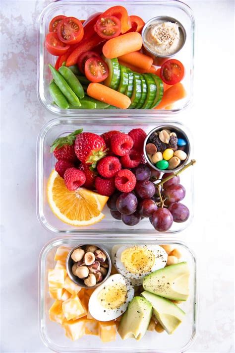 How many protein are in fresh fruit 2 go snack cup - calories, carbs, nutrition