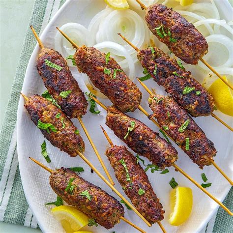 How many protein are in garam masala lamb kabobs - calories, carbs, nutrition