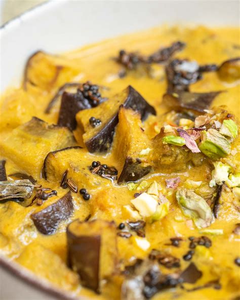 How many protein are in ghurkha style curried aubergines - calories, carbs, nutrition