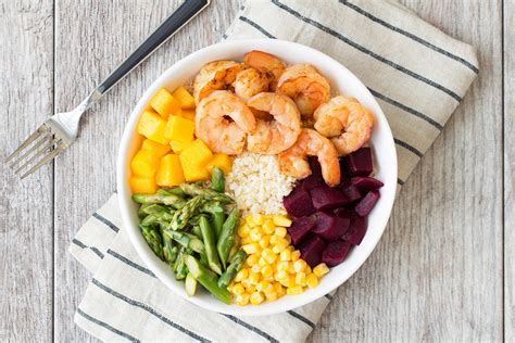 How many protein are in girlfredo bowl - calories, carbs, nutrition