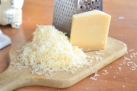 How many protein are in grated parmesan cheese (62346.0) - calories, carbs, nutrition