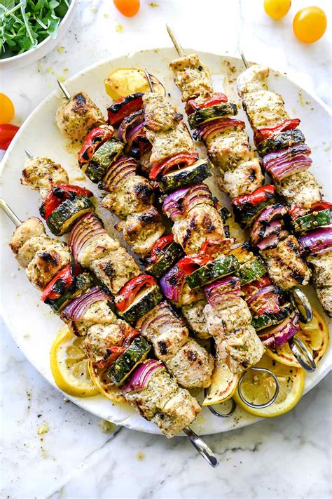How many protein are in greek chicken skewers - calories, carbs, nutrition