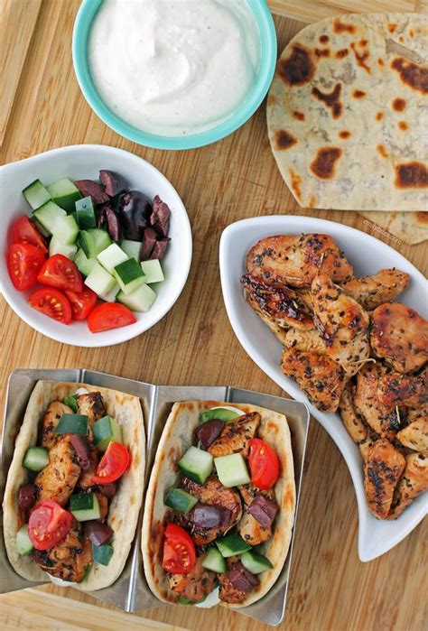 How many protein are in greek chicken taco - calories, carbs, nutrition