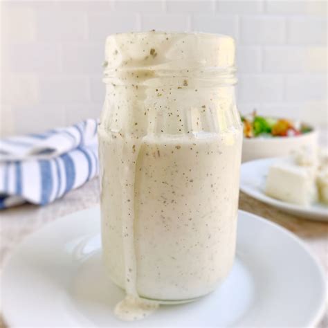 How many protein are in greek feta dressing - calories, carbs, nutrition