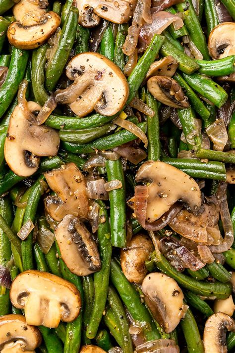 How many protein are in green beans with onions and mushrooms - calories, carbs, nutrition