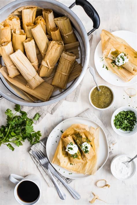 How many protein are in green chile and cheese tamale - calories, carbs, nutrition